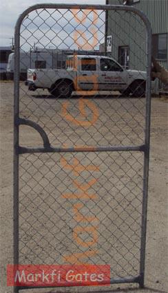 Chain Mesh Access Gate